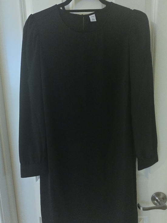 Old Navy Dresses & Skirts - Old Navy Black Long-Sleeve Shift Dress